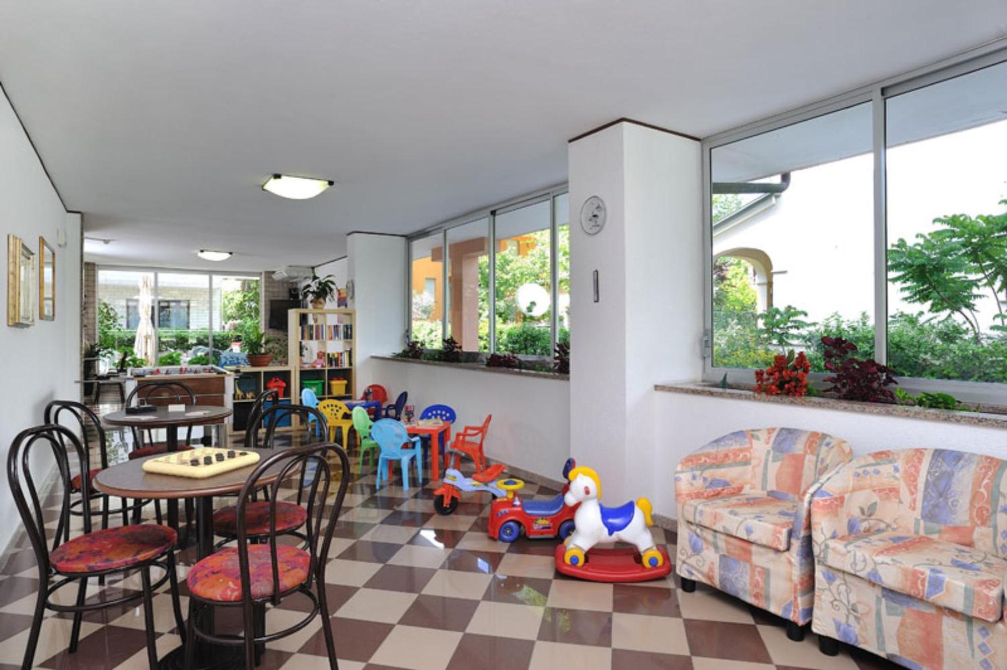Hotel Atis Bellaria-Igea Marina Exterior foto